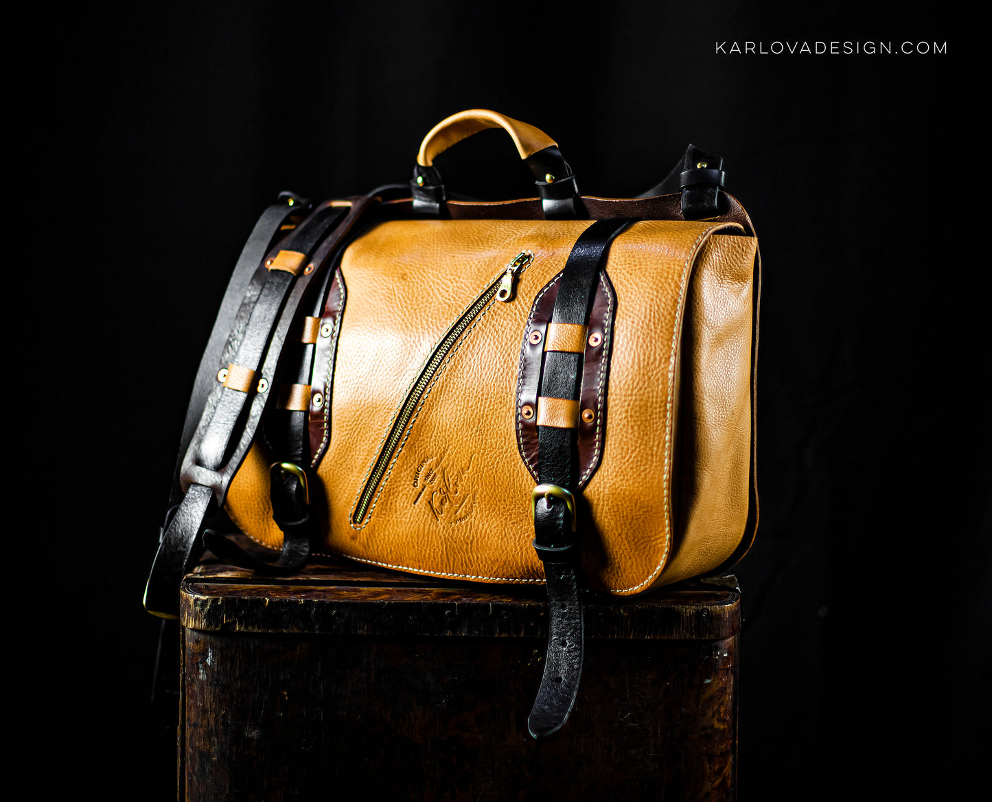Messenger Bag, Crossbody, Large Satchel, Mail Bag, Shoulder Bag Printable Leather Craft DIY PDF Pattern by Karlova Design, Leatherwork Template for Hand Stitching