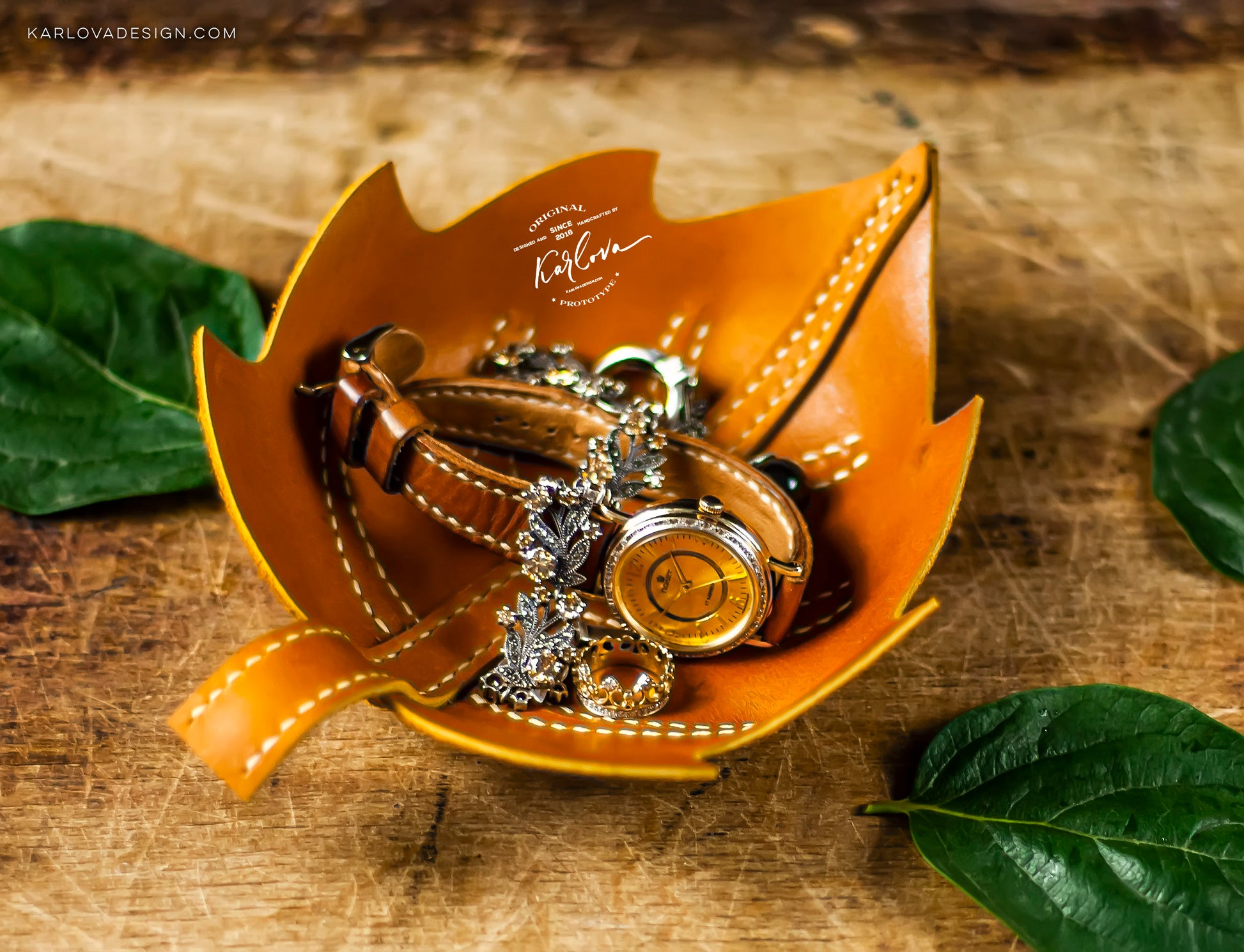 Leaf Trinket Trays, Valet, Catch All Printable Leather Craft DIY PDF Pattern by Karlova Design, Leatherwork Template for Hand Stitching
