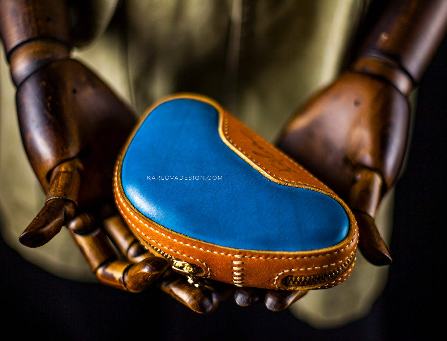 Small Zippered Case Printable Leather Craft DIY PDF Pattern by Karlova Design, Leatherwork Template for Hand Stitching