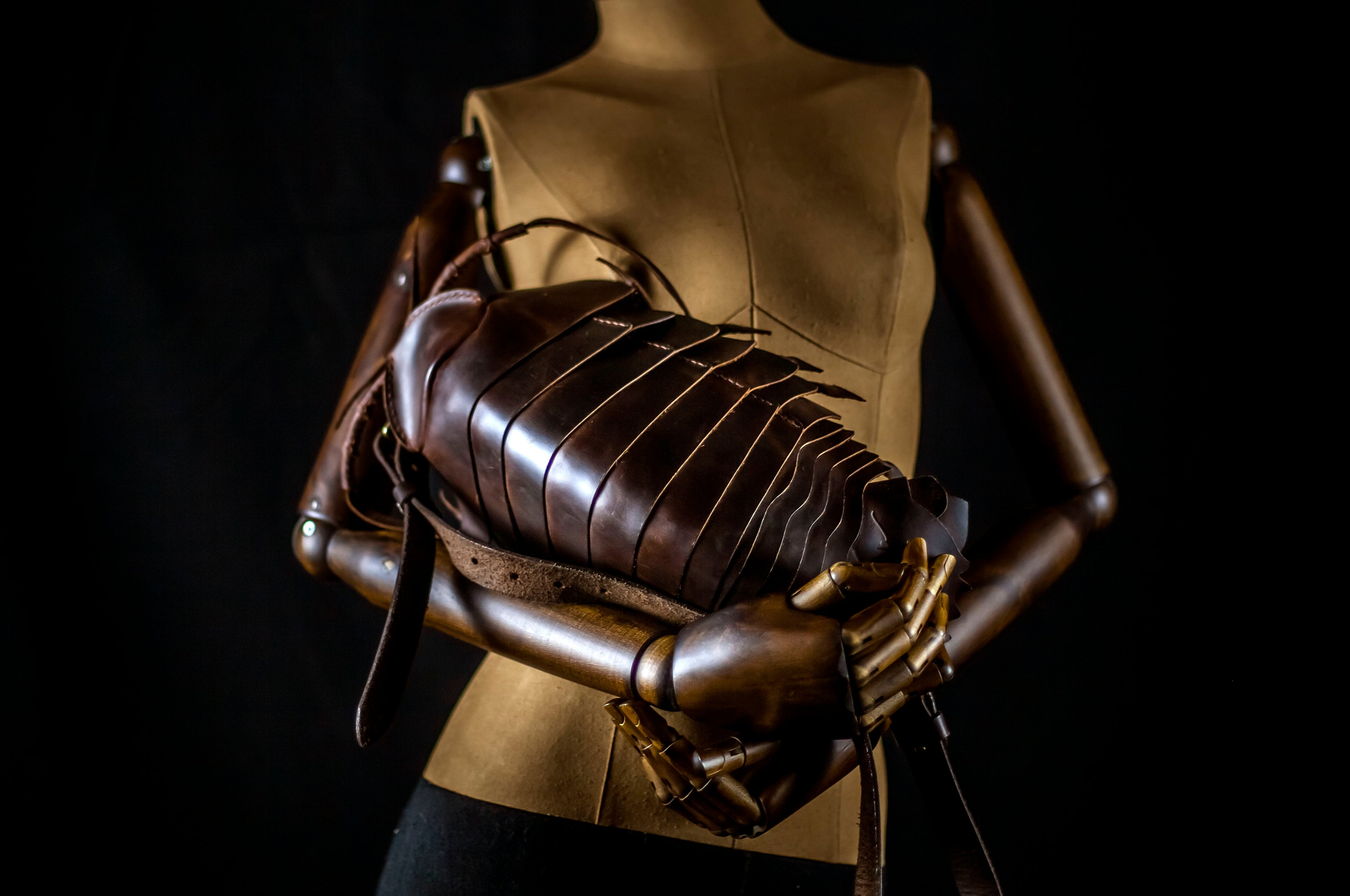 Giant Isopod Sling Bag, Bathynomus, Printable Leather Craft DIY PDF Pattern by Karlova Design, Leatherwork Template for Hand Stitching