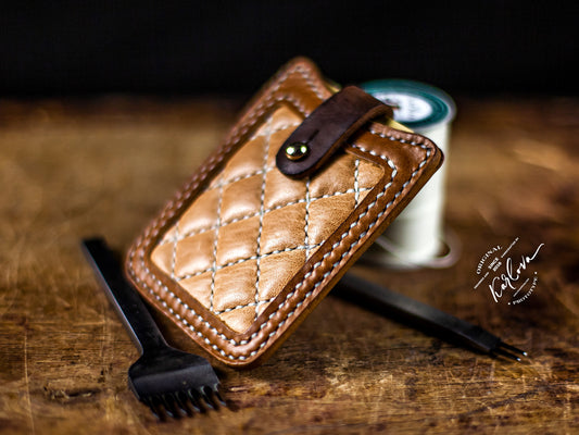 Quilted Cardholder Printable Leather Craft DIY PDF Pattern by Karlova Design, Leatherwork Template for Hand Stitching