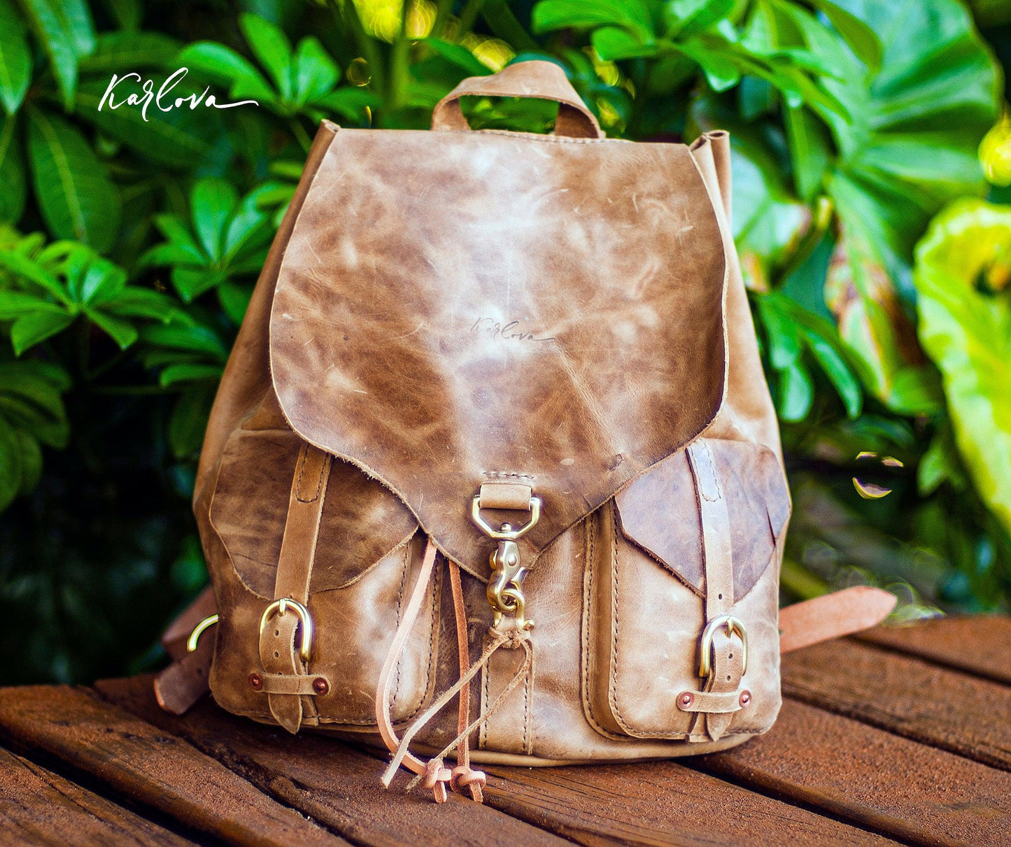 Leather backpack leather craft DIY PDF pattern by Karlova Design, leatherwork template for hand stitching