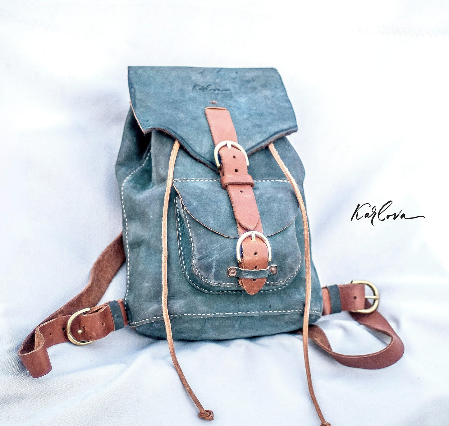 Leather backpack printable leather craft DIY PDF pattern by Karlova Design, leatherwork template for hand stitching