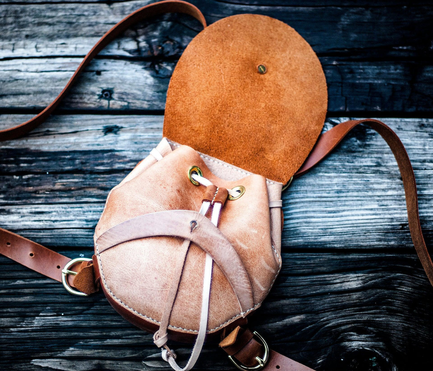 Small round backpack printable leather craft DIY PDF pattern by Karlova Design, leatherwork template for hand stitching
