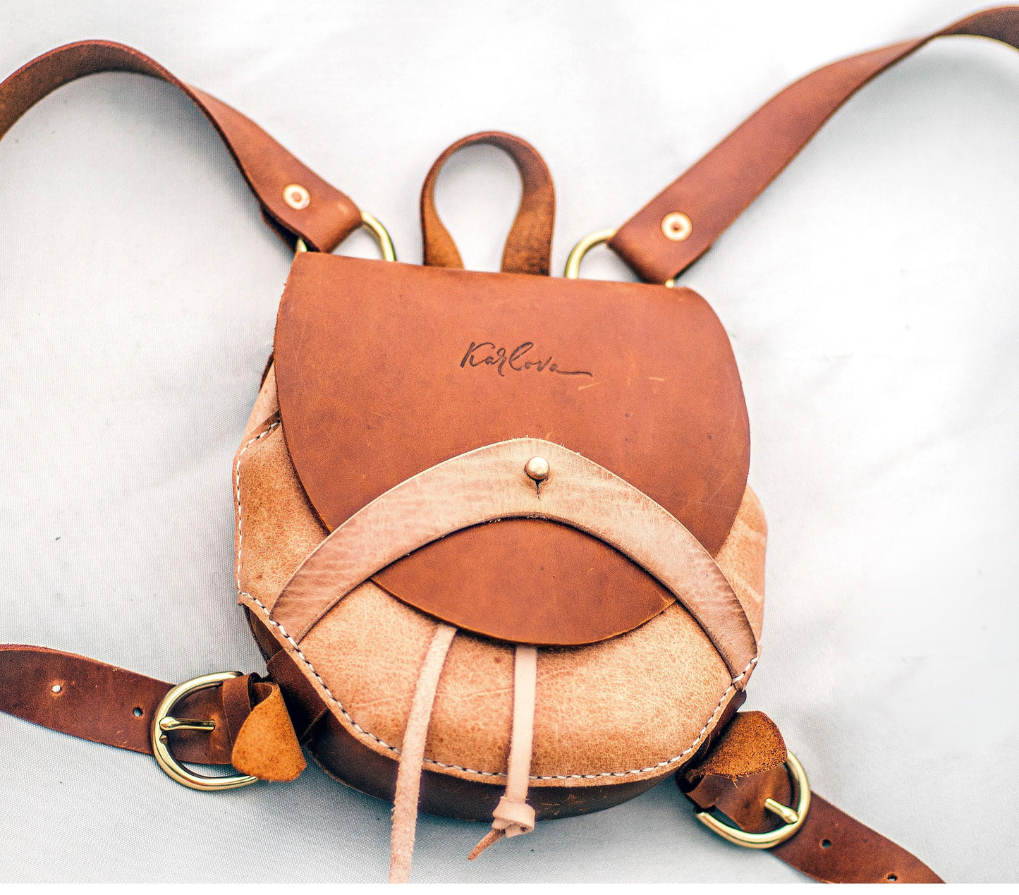 Leather small round backpack leather craft DIY PDF pattern by Karlova Design, leatherwork template for hand stitching