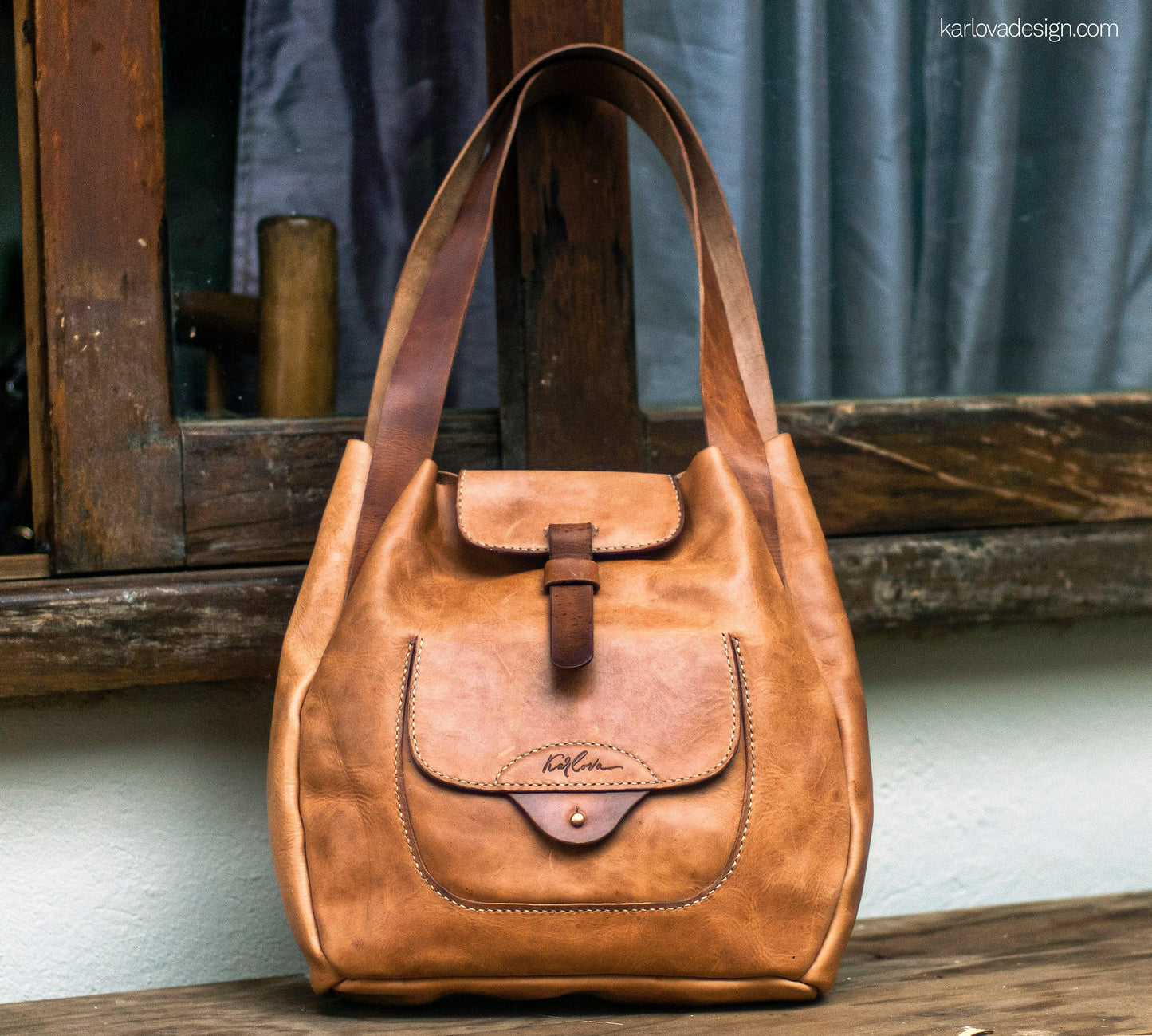 Tote bag printable leather craft DIY PDF pattern by Karlova Design, leatherwork template for hand stitching