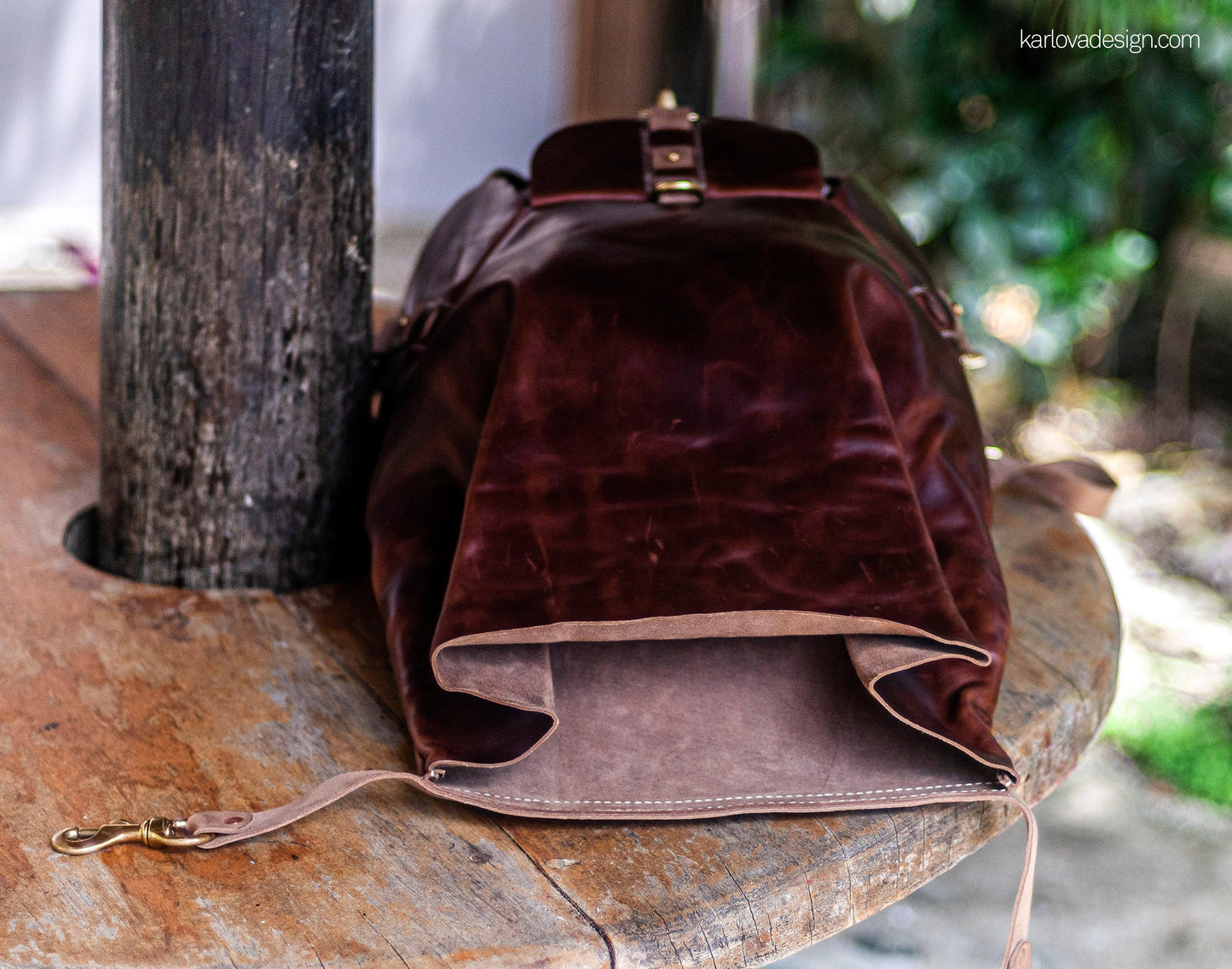 Leather rolltop backpack leather craft DIY PDF pattern by Karlova Design, leatherwork template for hand stitching