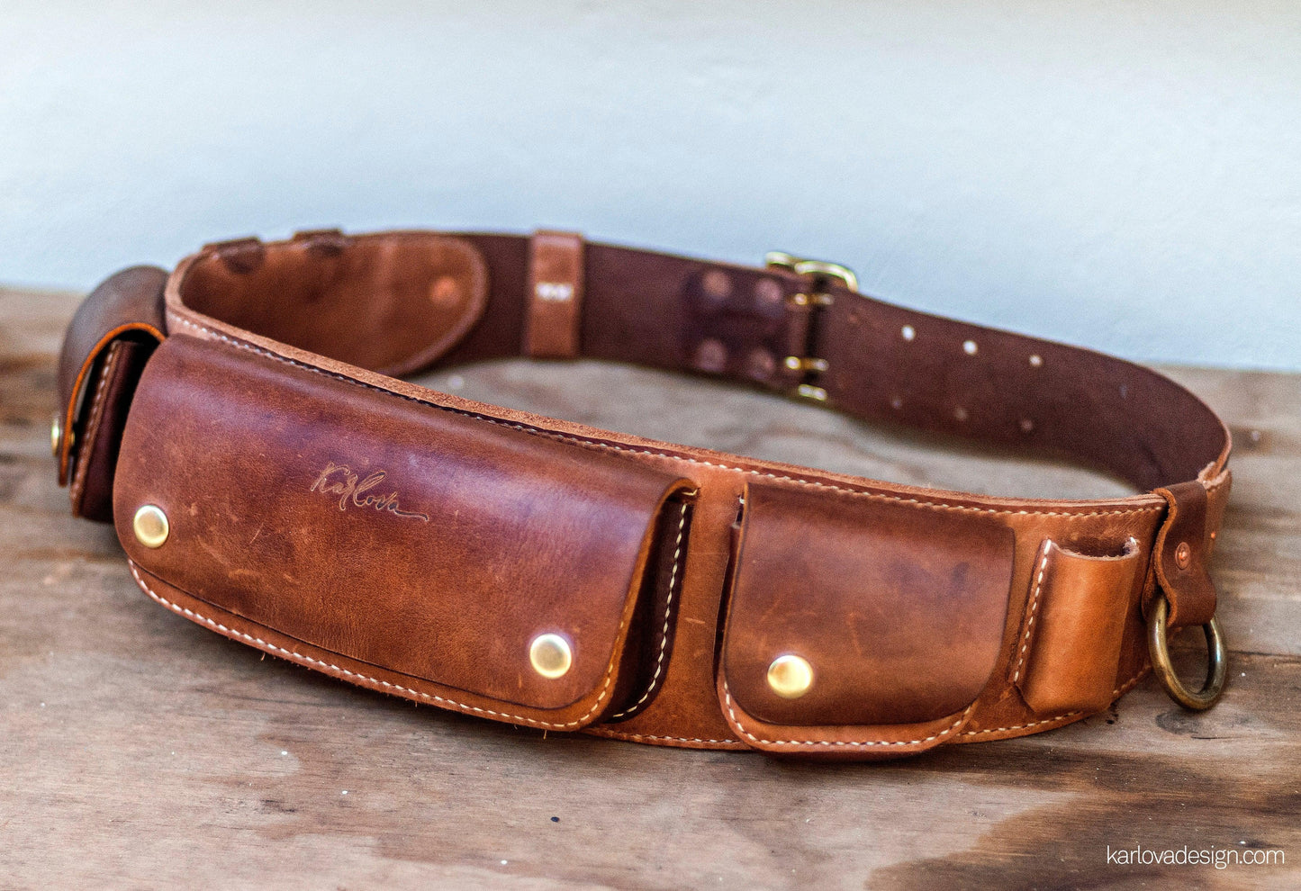 Leather utility pocket belt printable leather craft DIY PDF pattern by Karlova Design, leatherwork template for hand stitching