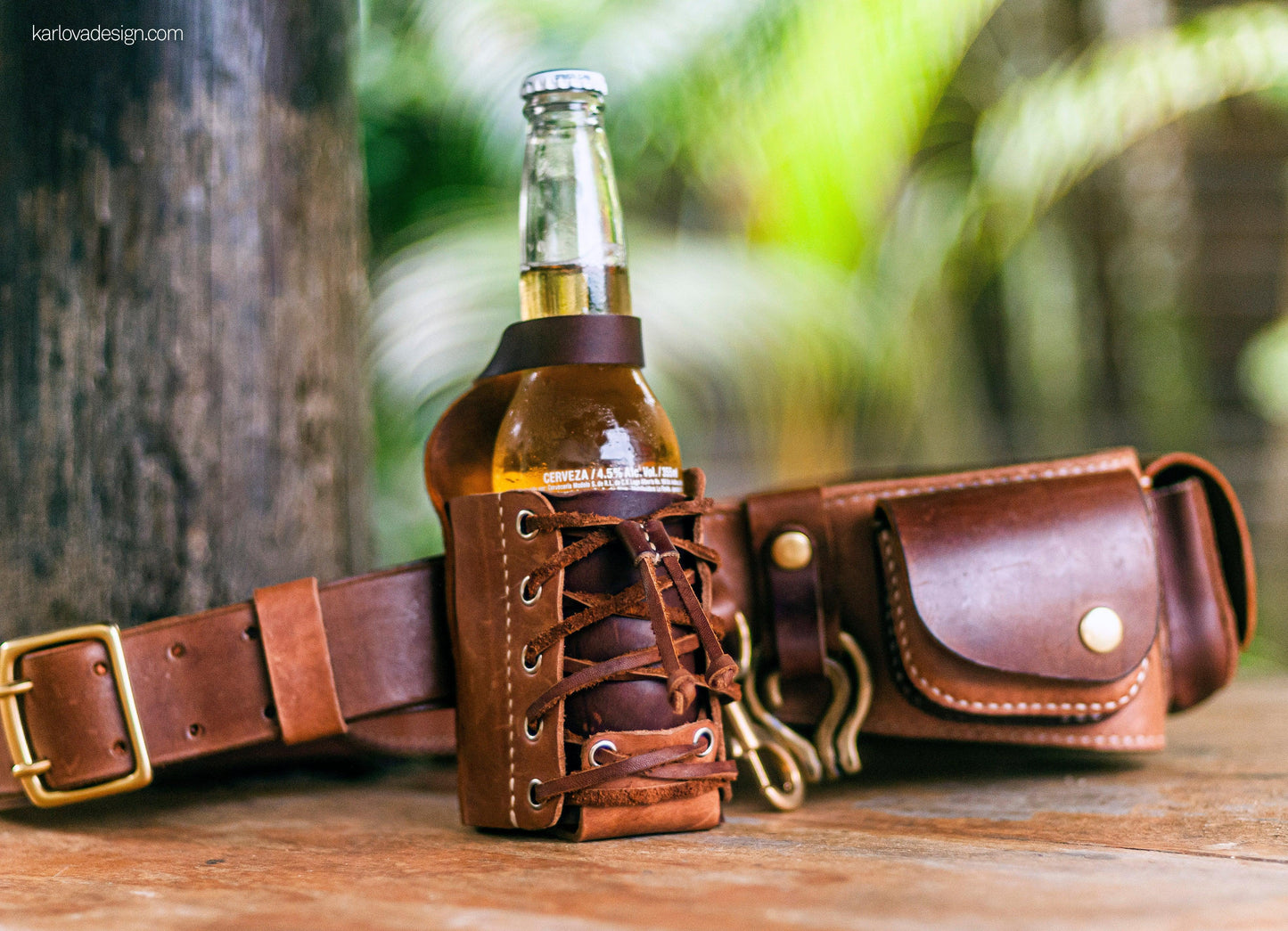 Leather drink holster printable leather craft DIY PDF pattern by Karlova Design, leatherwork template for hand stitching