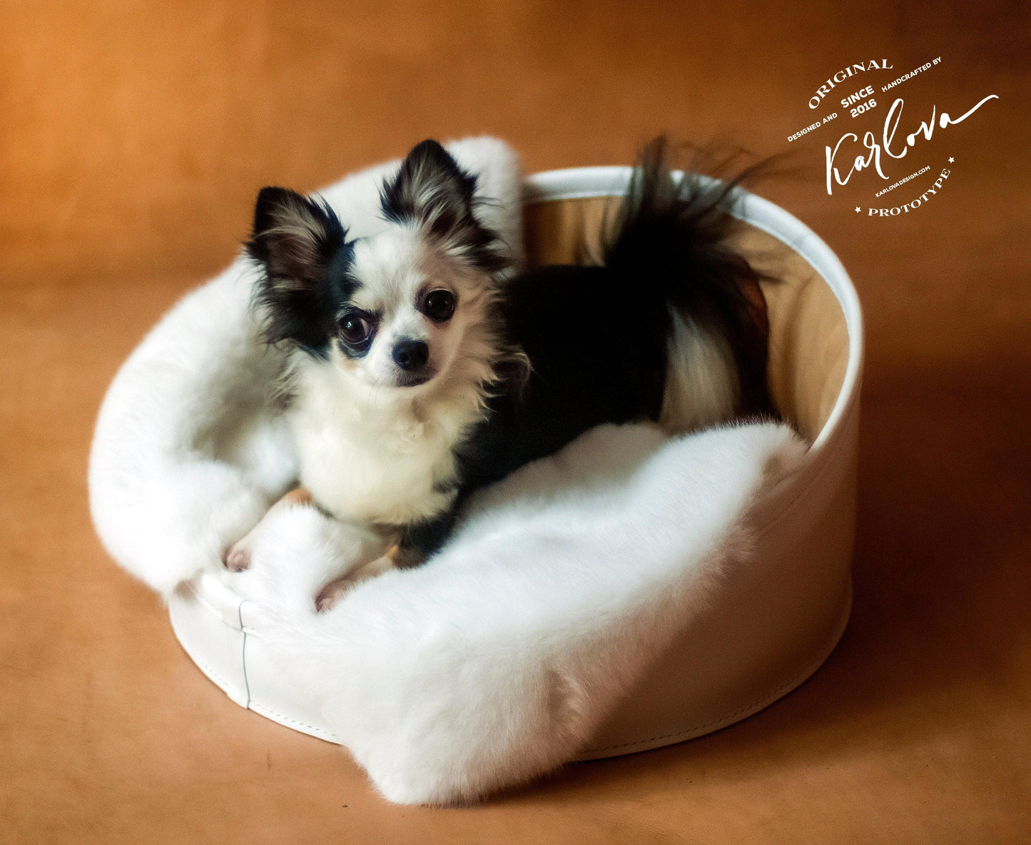 Pet bed for cats and small dogs printable leather craft DIY PDF pattern by Karlova Design, leatherwork template for hand stitching