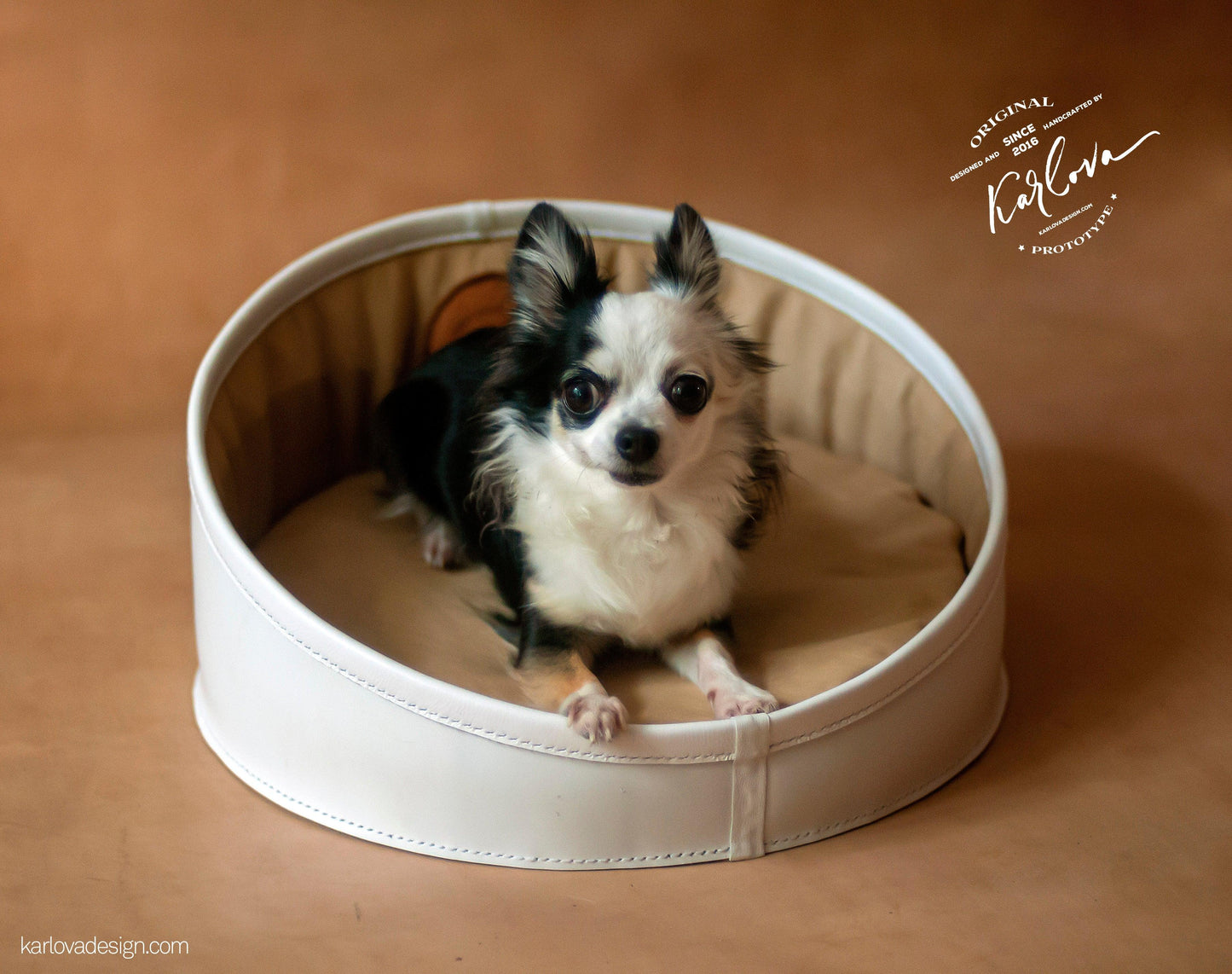 Pet bed for cats and small dogs printable leather craft DIY PDF pattern by Karlova Design, leatherwork template for hand stitching
