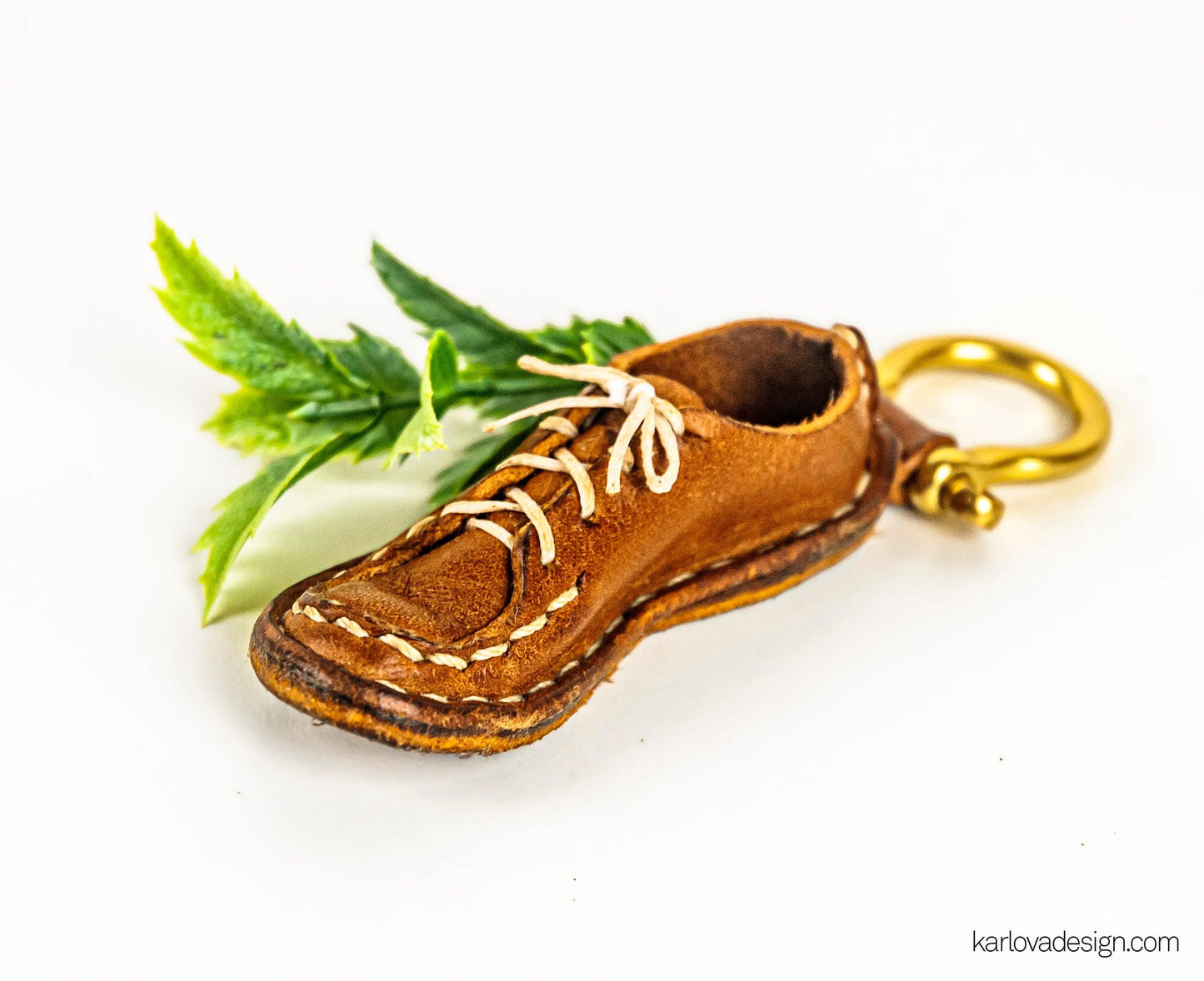 Boot keyring printable leather craft DIY PDF pattern by Karlova Design, leatherwork template for hand stitching