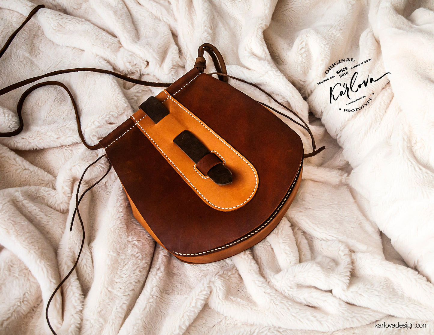 Purse Small Bag printable leather craft DIY PDF pattern by Karlova Design, leatherwork template for hand stitching