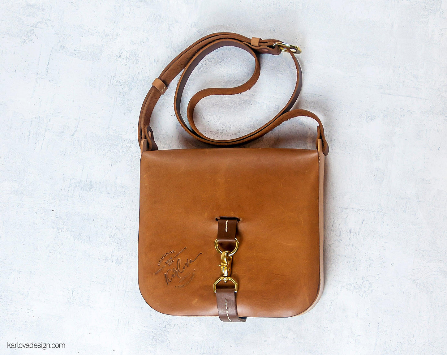 Bag printable leather craft DIY PDF pattern by Karlova Design, leatherwork template for hand stitching