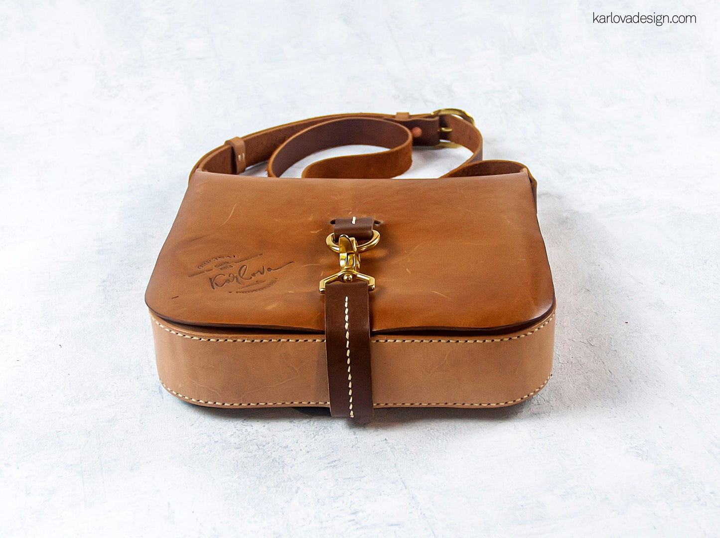 Bag printable leather craft DIY PDF pattern by Karlova Design, leatherwork template for hand stitching