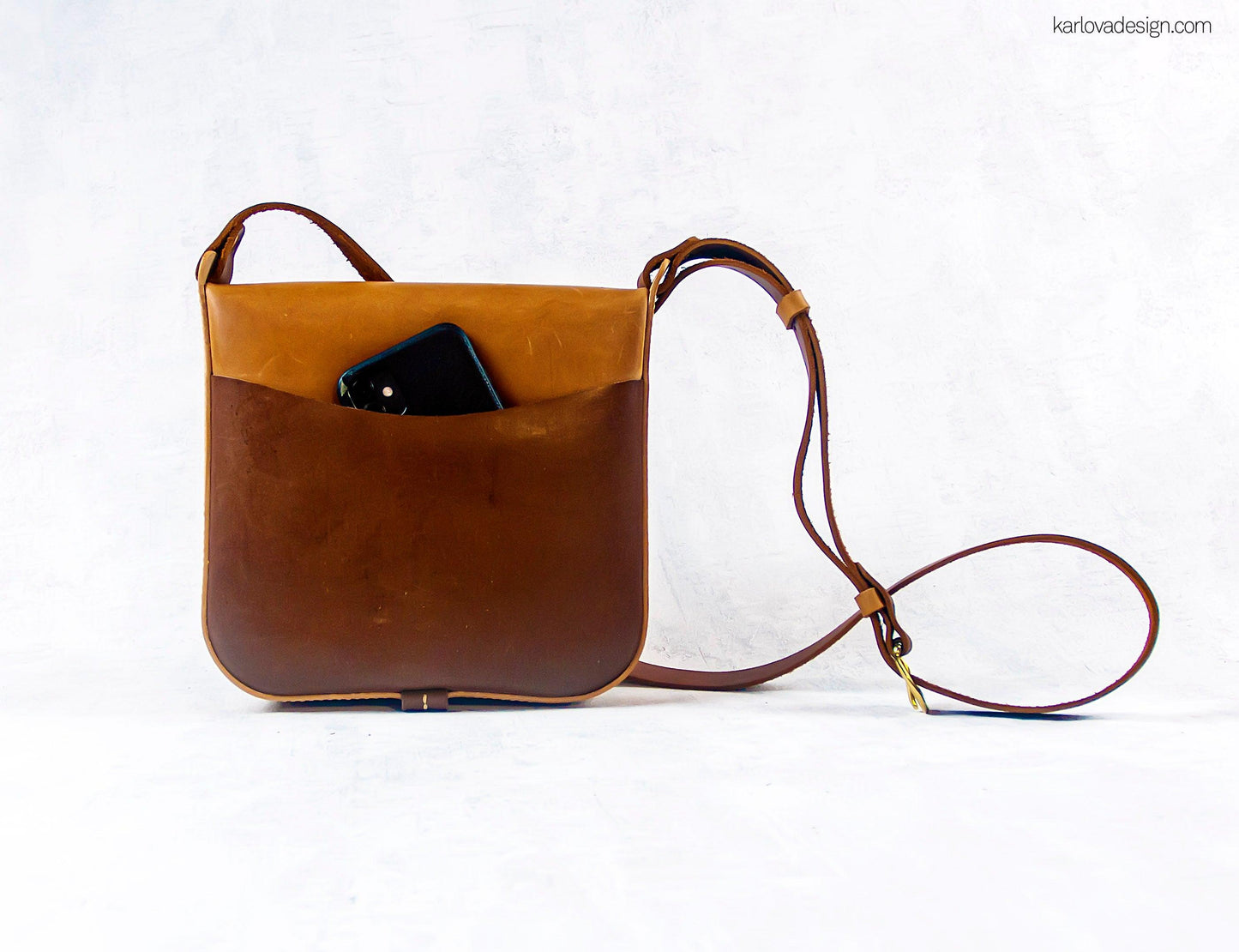 Bag printable leather craft DIY PDF pattern by Karlova Design, leatherwork template for hand stitching
