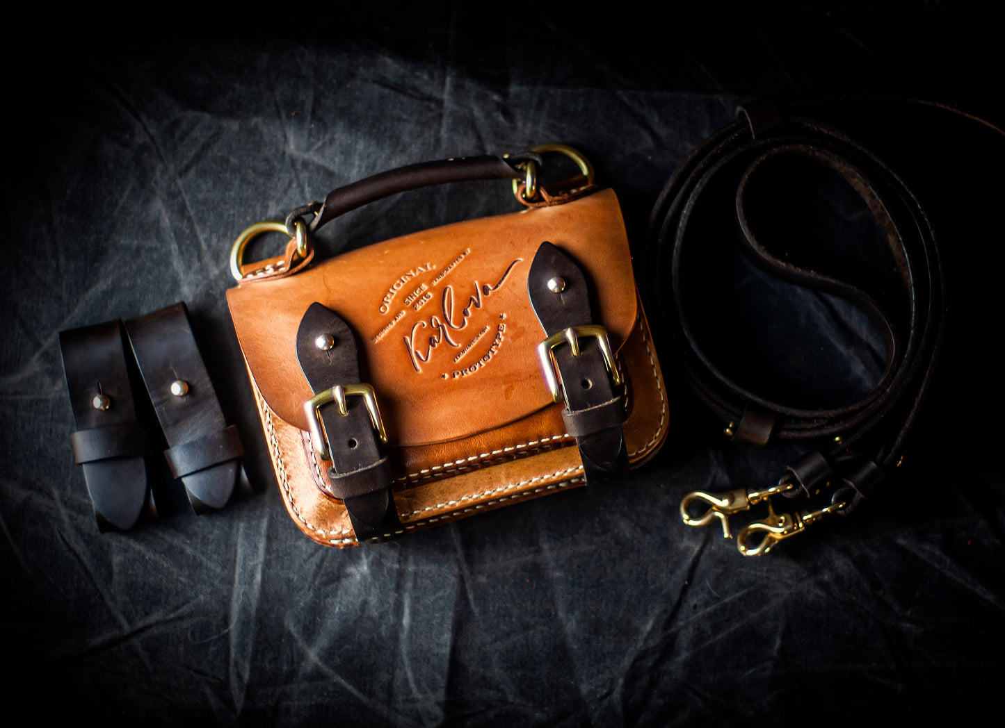 Mini belt phone bag printable leather craft DIY PDF pattern by Karlova Design, leatherwork template for hand stitching