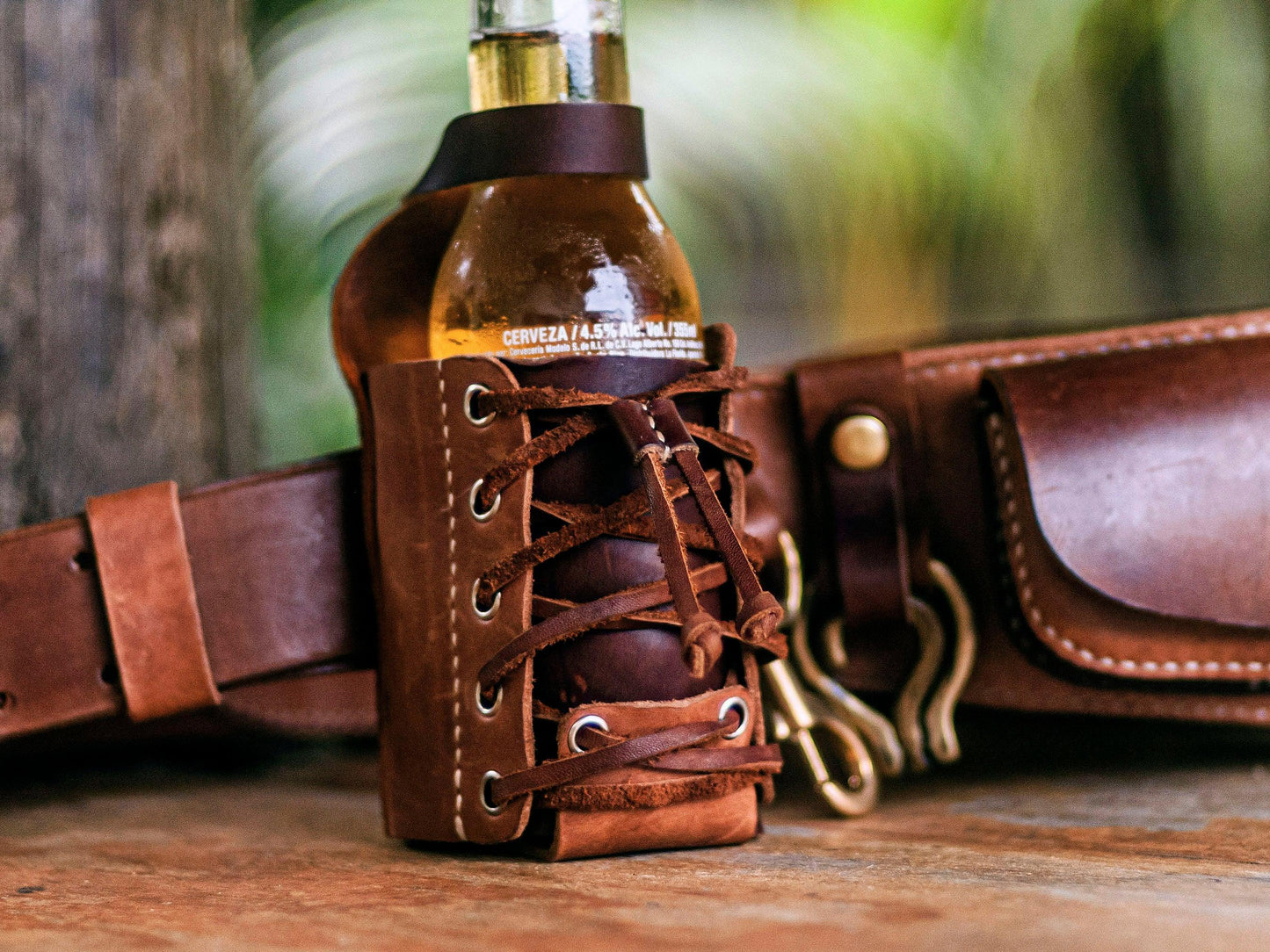 Drink holster printable leather craft DIY PDF pattern by Karlova Design, leatherwork template for hand stitching