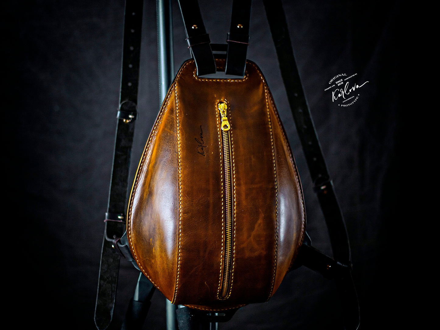 zippered sling backpack Printable Leather Craft DIY PDF Pattern by Karlova Design, Leatherwork Template for Hand Stitching