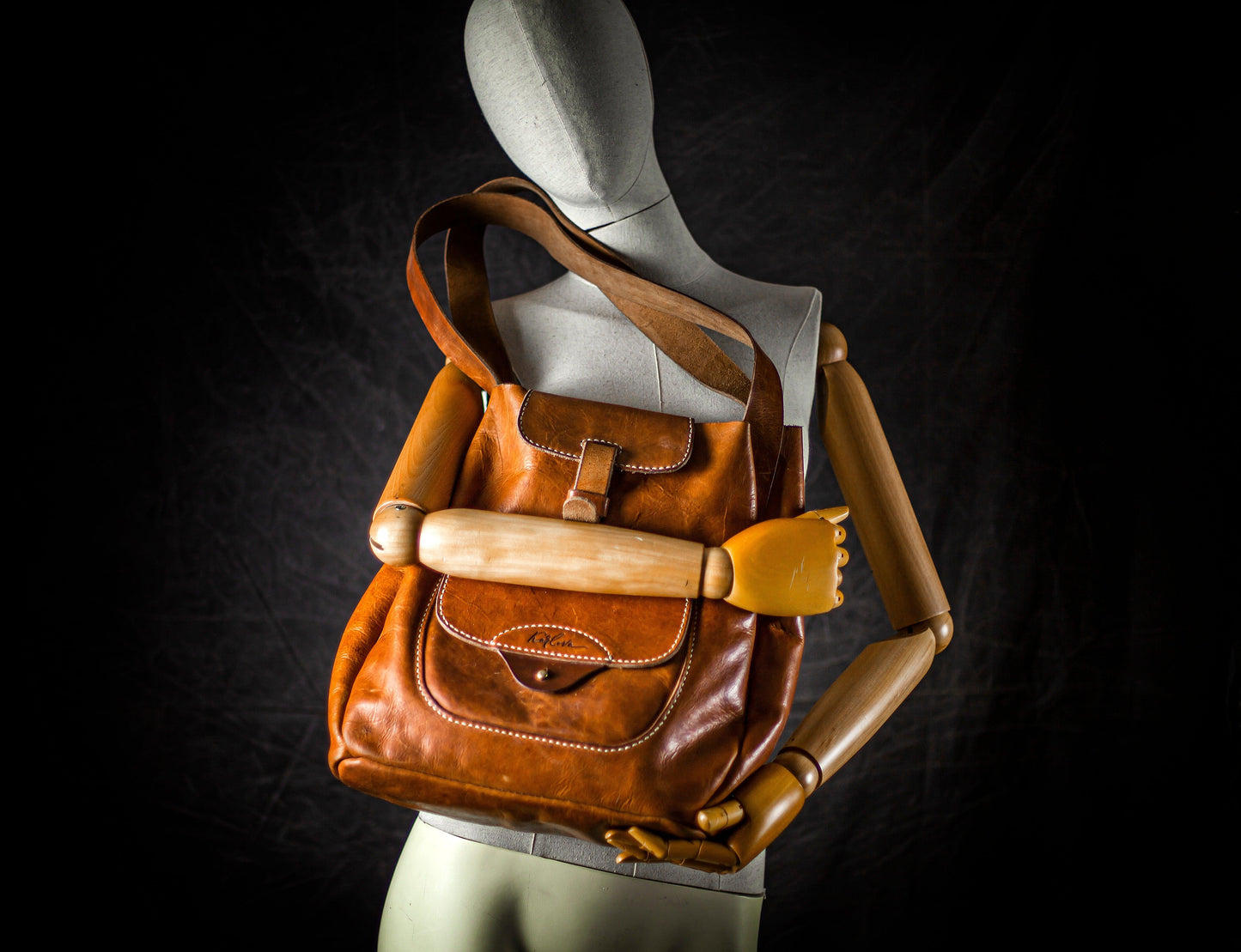 Tote bag printable leather craft DIY PDF pattern by Karlova Design, leatherwork template for hand stitching