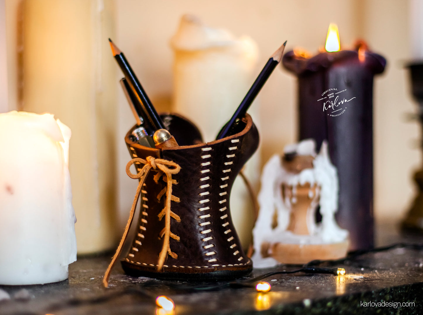 Corset Pencil Cup, Corsage Makeup Brushes Holder, Pen Organizer Printable Leather Craft DIY PDF Pattern by Karlova Design, Leatherwork Template for Hand Stitching