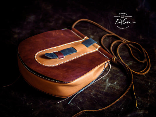 Small crossbody purse Printable Leather Craft DIY PDF Pattern by Karlova Design, Leatherwork Template for Hand Stitching
