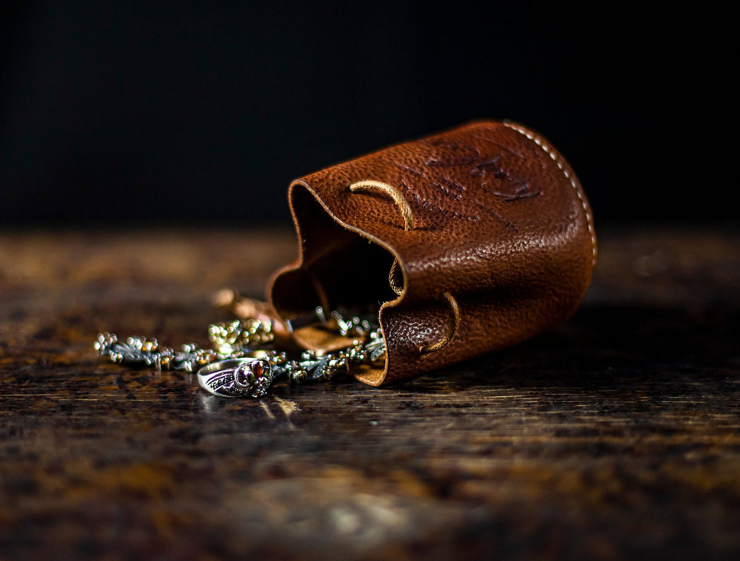 Free Dice Pouch Leather Pattern - Download PDF - Video Tutorial - Karlova Design
