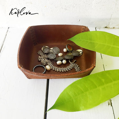 Free Valet Tray Leather Pattern - Download PDF - Video Tutorial - Karlova Design