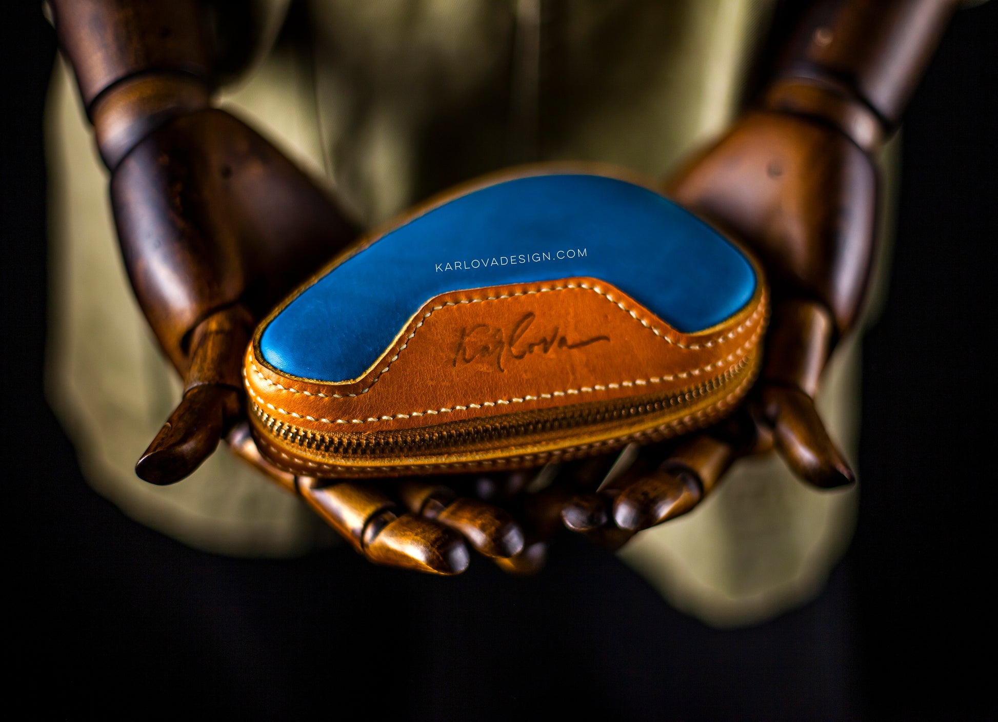 Leather Case Pattern - Zen Zippered - Download PDF - With Video Tutorial – Karlova Design leather-case-pattern-zen-zippered-download-pdf-with-video-tutorial-karlova-design